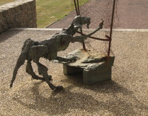 paul-rebeyrolle-sculpture-chien-300x236