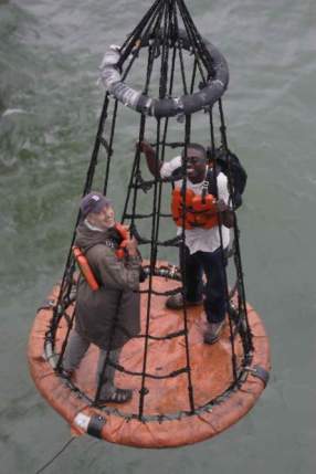 boarding-oil-platform-2005